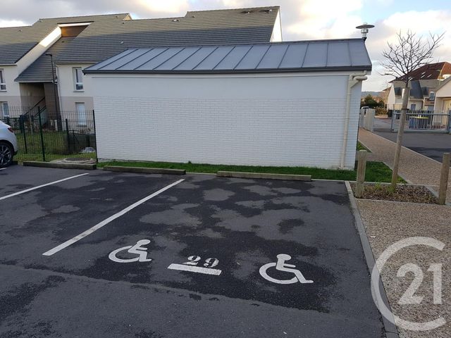 Afficher la photo en grand parking à louer - 16.5 m2 - ST ETIENNE DU ROUVRAY - 76 - HAUTE-NORMANDIE - Century 21 Harmony