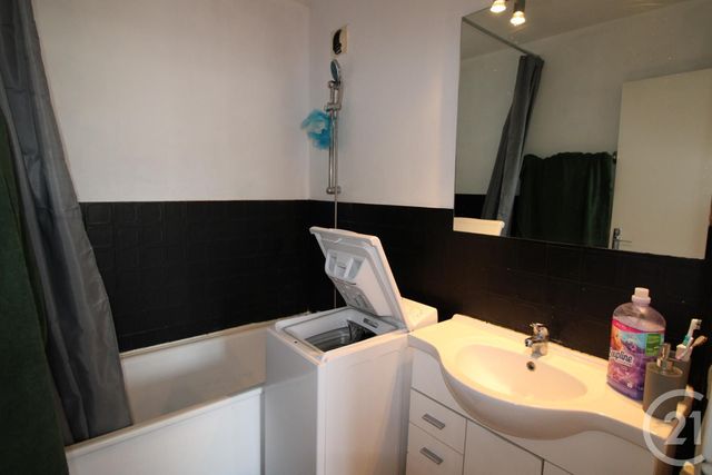 Appartement F2 à vendre - 2 pièces - 53.85 m2 - ROUEN - 76 - HAUTE-NORMANDIE - Century 21 Harmony Appartement F2 à vendre - 2 pièces - 53.85 m2 - ROUEN - 76 - HAUTE-NORMANDIE - Century 21 Harmony
