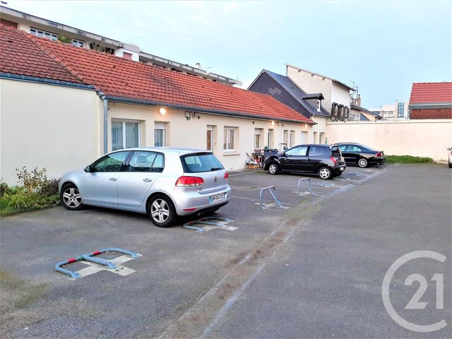 Afficher la photo en grand parking à louer - 15.0 m2 - ROUEN - 76 - HAUTE-NORMANDIE - Century 21 Harmony