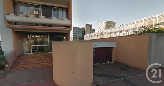 Afficher la photo en grand parking à louer - 12.0 m2 - ROUEN - 76 - HAUTE-NORMANDIE - Century 21 Harmony