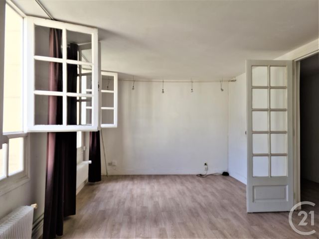 Afficher la photo en grand Appartement à louer - 2 pièces - 65.0 m2 - ROUEN - 76 - HAUTE-NORMANDIE - Century 21 Harmony