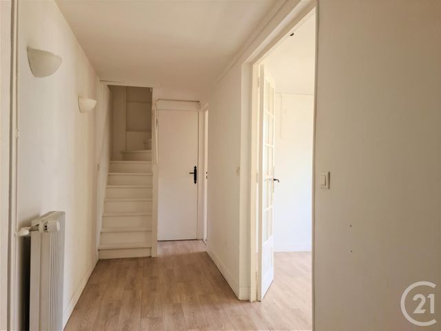 Afficher la photo en grand Appartement à louer - 2 pièces - 65.0 m2 - ROUEN - 76 - HAUTE-NORMANDIE - Century 21 Harmony