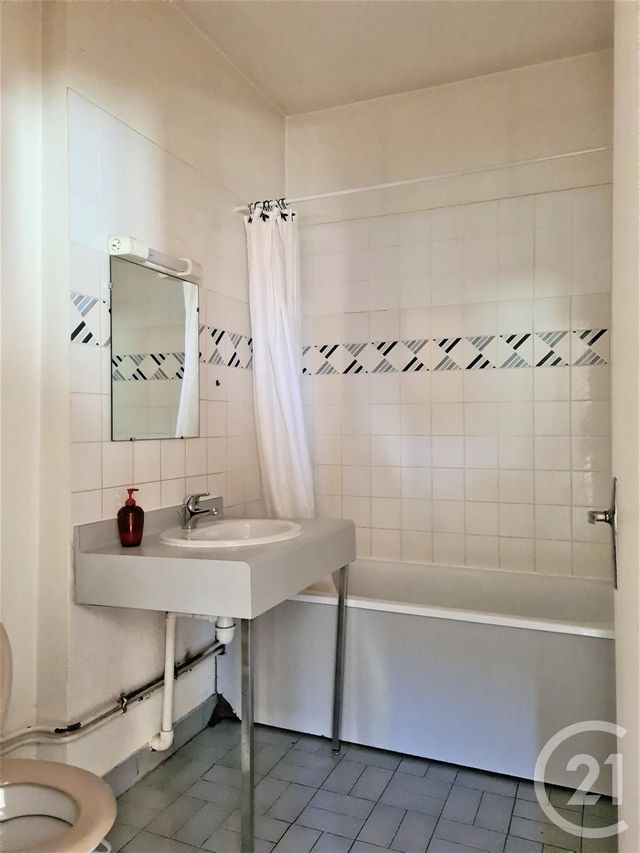 Afficher la photo en grand Appartement F1 à louer - 1 pièce - 30.97 m2 - ROUEN - 76 - HAUTE-NORMANDIE - Century 21 Harmony