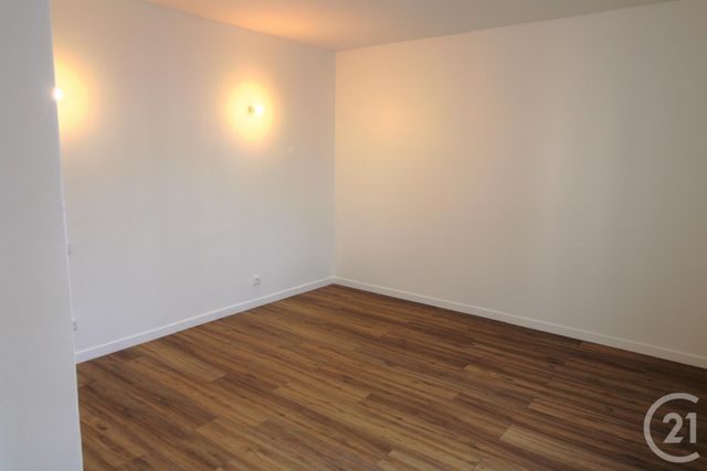 Afficher la photo en grand maison à vendre - 5 pièces - 93.4 m2 - SOTTEVILLE LES ROUEN - 76 - HAUTE-NORMANDIE - Century 21 Harmony
