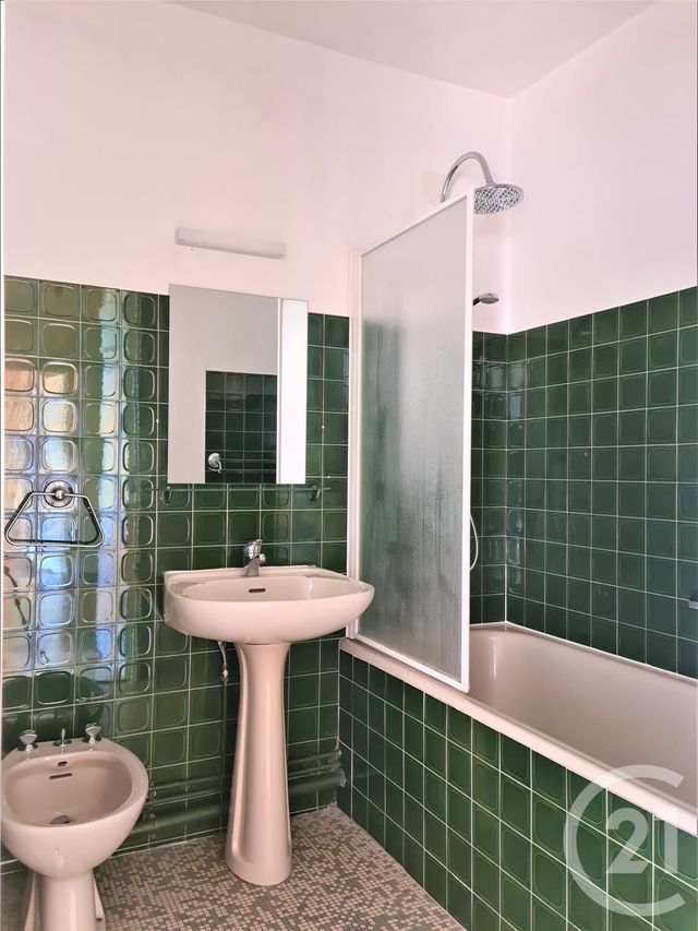 Afficher la photo en grand Appartement F2 à louer - 2 pièces - 49.9 m2 - ROUEN - 76 - HAUTE-NORMANDIE - Century 21 Harmony
