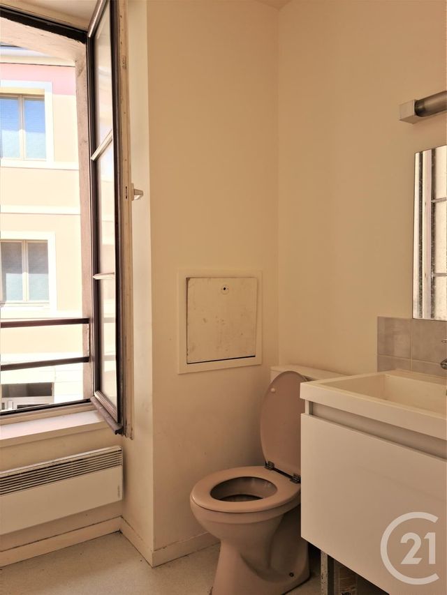 Afficher la photo en grand Appartement F1 à louer - 1 pièce - 34.0 m2 - ROUEN - 76 - HAUTE-NORMANDIE - Century 21 Harmony