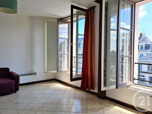 Afficher la photo en grand Appartement F1 à louer - 1 pièce - 34.0 m2 - ROUEN - 76 - HAUTE-NORMANDIE - Century 21 Harmony