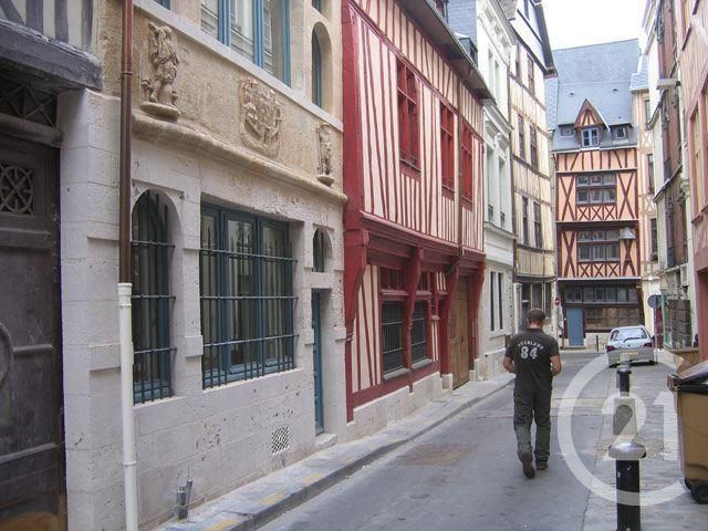 Studio à louer - 1 pièce - 23.0 m2 - ROUEN - 76 - HAUTE-NORMANDIE - Century 21 Harmony Studio à louer - 1 pièce - 23.0 m2 - ROUEN - 76 - HAUTE-NORMANDIE - Century 21 Harmony