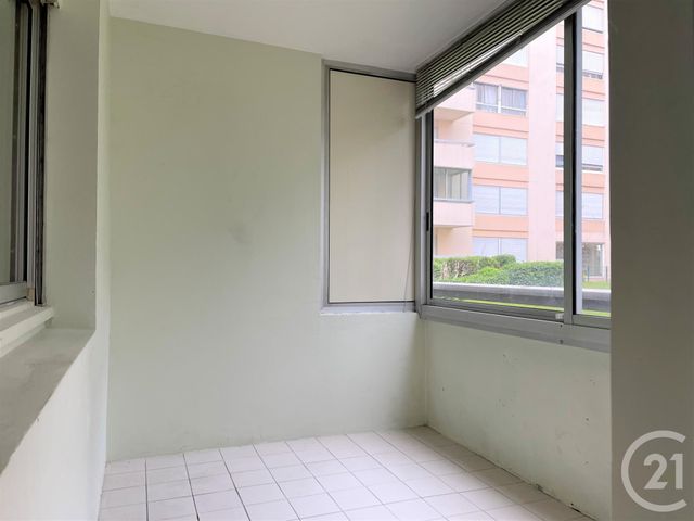 Afficher la photo en grand Appartement F2 à louer - 2 pièces - 57.0 m2 - LE PETIT QUEVILLY - 76 - HAUTE-NORMANDIE - Century 21 Harmony