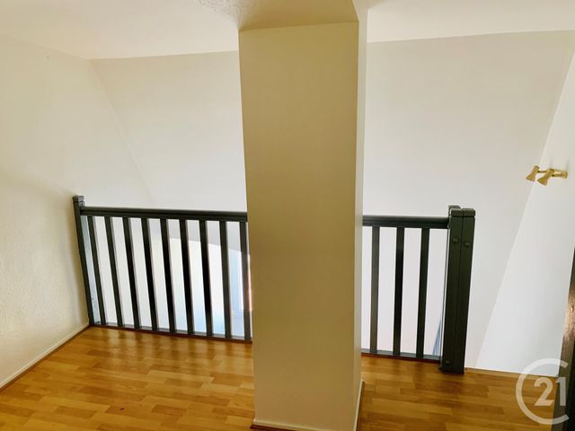 Afficher la photo en grand Appartement F1 à louer - 1 pièce - 25.72 m2 - LE PETIT QUEVILLY - 76 - HAUTE-NORMANDIE - Century 21 Harmony