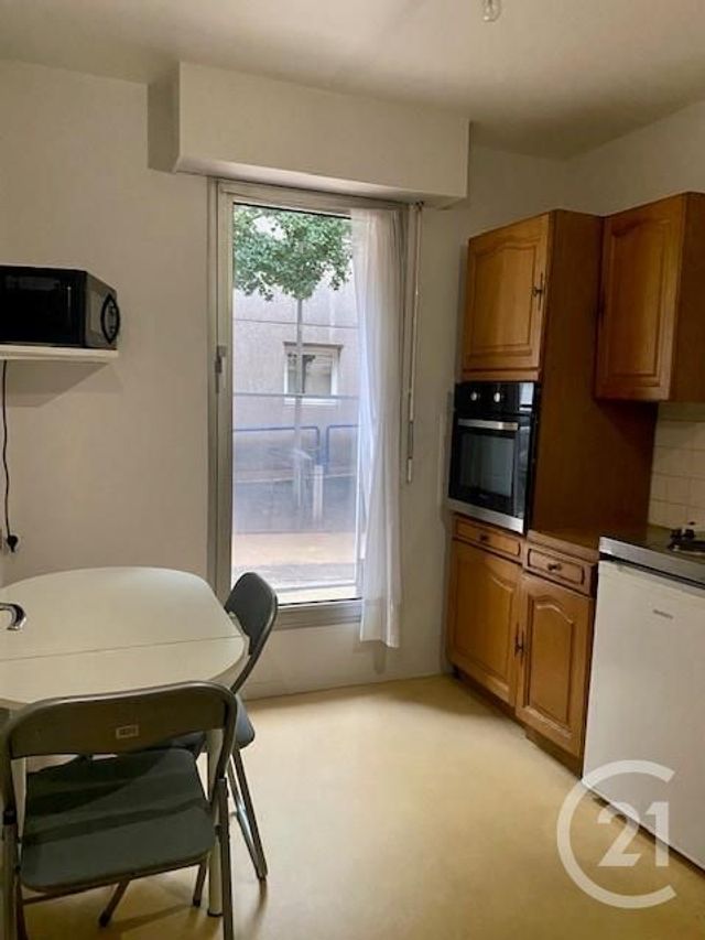 Afficher la photo en grand Appartement F2 à vendre - 2 pièces - 37.02 m2 - ROUEN - 76 - HAUTE-NORMANDIE - Century 21 Harmony