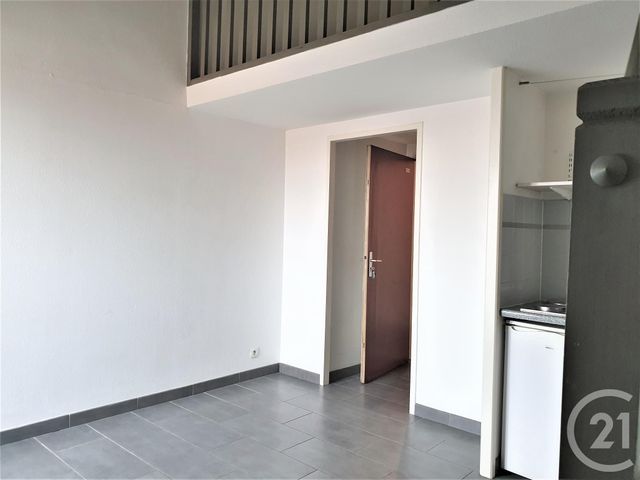 Afficher la photo en grand Appartement F1 à louer - 1 pièce - 30.0 m2 - LE PETIT QUEVILLY - 76 - HAUTE-NORMANDIE - Century 21 Harmony