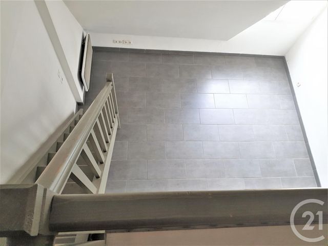 Afficher la photo en grand Appartement F1 à louer - 1 pièce - 30.0 m2 - LE PETIT QUEVILLY - 76 - HAUTE-NORMANDIE - Century 21 Harmony