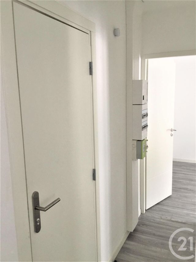 Afficher la photo en grand Appartement F2 à louer - 2 pièces - 35.0 m2 - ROUEN - 76 - HAUTE-NORMANDIE - Century 21 Harmony