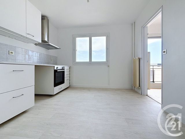 Appartement F2 à louer - 2 pièces - 70.0 m2 - ROUEN - 76 - HAUTE-NORMANDIE - Century 21 Harmony