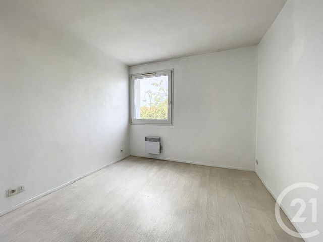 Afficher la photo en grand Appartement T2 à vendre - 2 pièces - 36.51 m2 - LE PETIT QUEVILLY - 76 - HAUTE-NORMANDIE - Century 21 Harmony