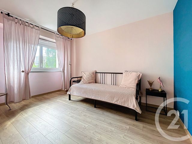Afficher la photo en grand Appartement F3 à vendre - 3 pièces - 64.4 m2 - LE PETIT QUEVILLY - 76 - HAUTE-NORMANDIE - Century 21 Harmony