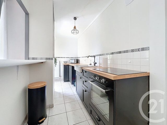 Afficher la photo en grand Appartement F3 à vendre - 3 pièces - 64.4 m2 - LE PETIT QUEVILLY - 76 - HAUTE-NORMANDIE - Century 21 Harmony