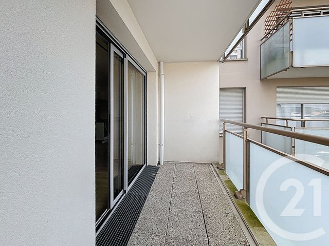 Appartement T3 à vendre - 3 pièces - 64.0 m2 - SOTTEVILLE LES ROUEN - 76 - HAUTE-NORMANDIE - Century 21 Harmony