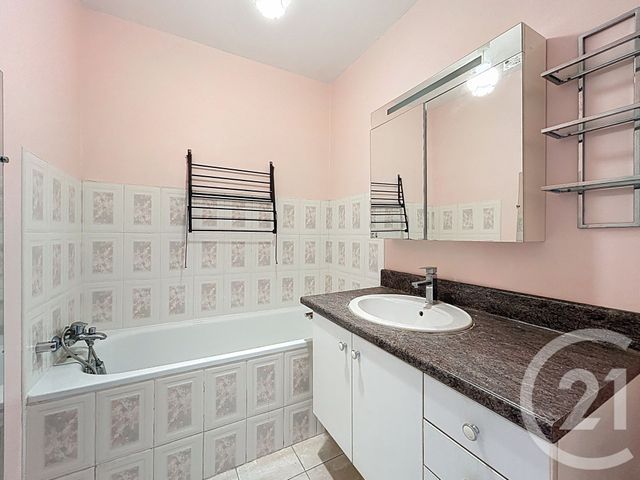 Appartement à vendre - 4 pièces - 85.15 m2 - ROUEN - 76 - HAUTE-NORMANDIE - Century 21 Harmony