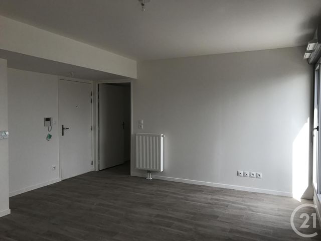 Afficher la photo en grand Appartement F3 à louer - 3 pièces - 57.9 m2 - ROUEN - 76 - HAUTE-NORMANDIE - Century 21 Harmony