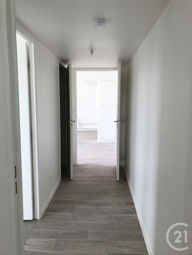 Afficher la photo en grand Appartement F3 à louer - 3 pièces - 57.9 m2 - ROUEN - 76 - HAUTE-NORMANDIE - Century 21 Harmony
