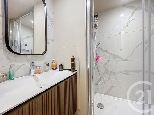 Appartement T2 à vendre - 2 pièces - 47.3 m2 - ROUEN - 76 - HAUTE-NORMANDIE - Century 21 Harmony