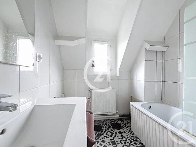 Appartement T2 à louer - 2 pièces - 48.06 m2 - SOTTEVILLE LES ROUEN - 76 - HAUTE-NORMANDIE - Century 21 Harmony