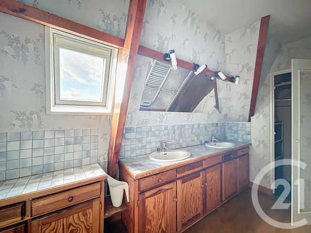 maison à vendre - 7 pièces - 125.16 m2 - ST ETIENNE DU ROUVRAY - 76 - HAUTE-NORMANDIE - Century 21 Harmony