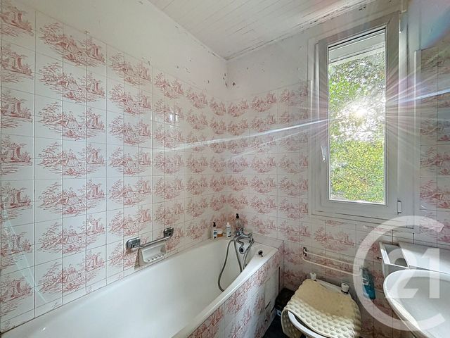 maison à vendre - 7 pièces - 125.16 m2 - ST ETIENNE DU ROUVRAY - 76 - HAUTE-NORMANDIE - Century 21 Harmony