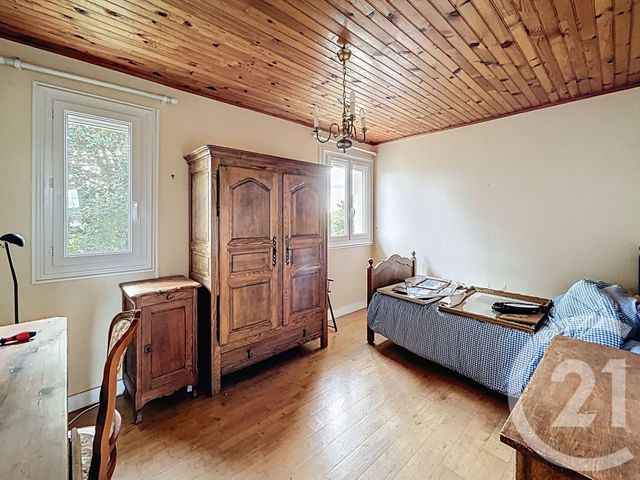 maison à vendre - 7 pièces - 125.16 m2 - ST ETIENNE DU ROUVRAY - 76 - HAUTE-NORMANDIE - Century 21 Harmony