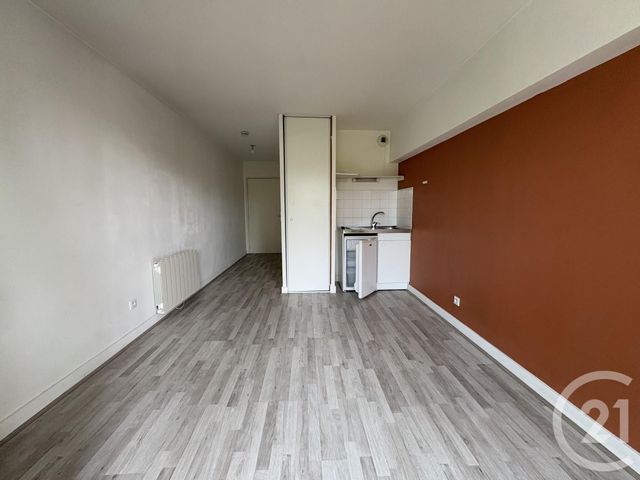 Appartement F1 à louer - 1 pièce - 22.0 m2 - FRANQUEVILLE ST PIERRE - 76 - HAUTE-NORMANDIE - Century 21 Harmony