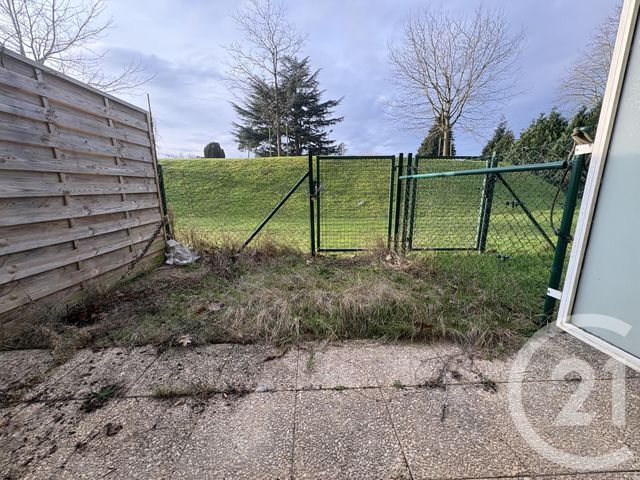 Appartement F1 à louer - 1 pièce - 22.0 m2 - FRANQUEVILLE ST PIERRE - 76 - HAUTE-NORMANDIE - Century 21 Harmony