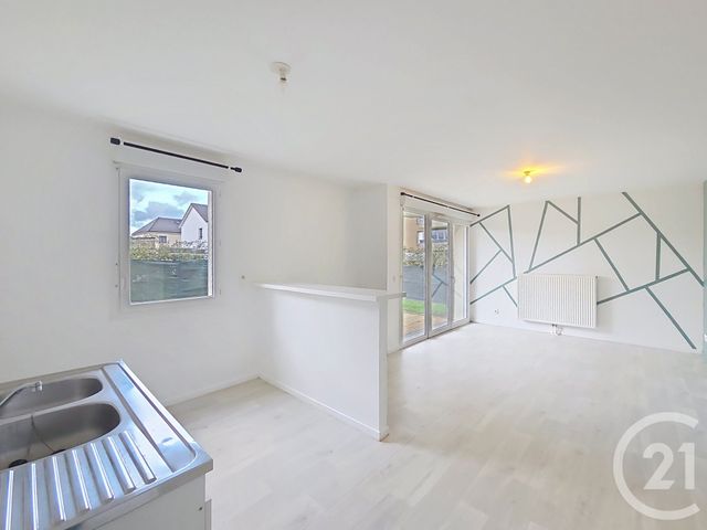 Appartement F2 à vendre - 2 pièces - 45.7 m2 - ST ETIENNE DU ROUVRAY - 76 - HAUTE-NORMANDIE - Century 21 Harmony