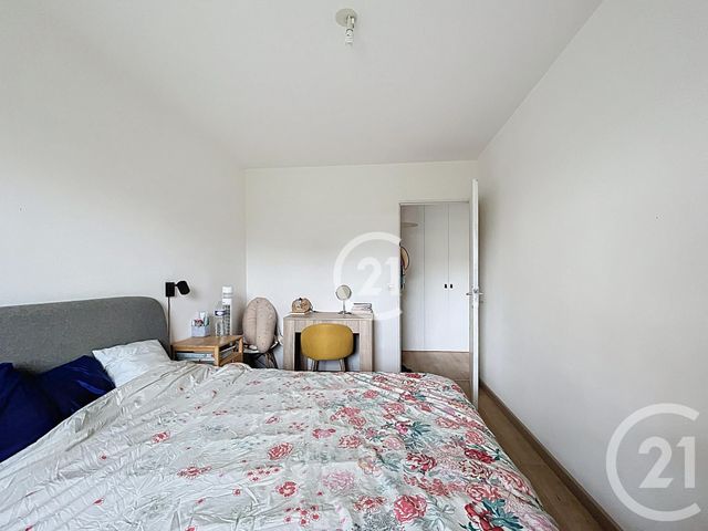 Afficher la photo en grand Appartement F3 à louer - 3 pièces - 57.56 m2 - LE PETIT QUEVILLY - 76 - HAUTE-NORMANDIE - Century 21 Harmony