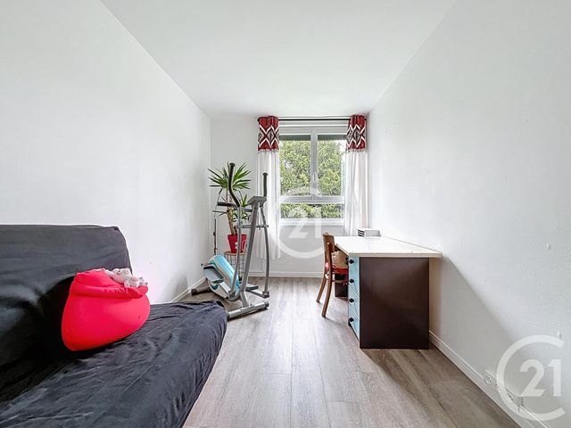 Appartement F4 à louer - 4 pièces - 66.0 m2 - LE PETIT QUEVILLY - 76 - HAUTE-NORMANDIE - Century 21 Harmony