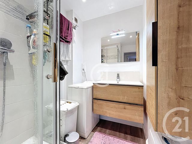 Appartement F4 à louer - 4 pièces - 66.0 m2 - LE PETIT QUEVILLY - 76 - HAUTE-NORMANDIE - Century 21 Harmony