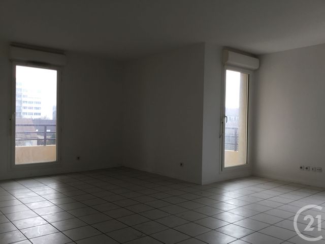 Appartement F3 à louer - 3 pièces - 77.0 m2 - ROUEN - 76 - HAUTE-NORMANDIE - Century 21 Harmony