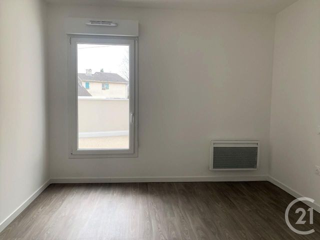 Appartement T2 à louer - 2 pièces - 46.85 m2 - SOTTEVILLE LES ROUEN - 76 - HAUTE-NORMANDIE - Century 21 Harmony