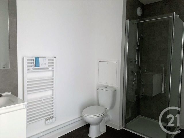 Appartement T2 à louer - 2 pièces - 46.85 m2 - SOTTEVILLE LES ROUEN - 76 - HAUTE-NORMANDIE - Century 21 Harmony