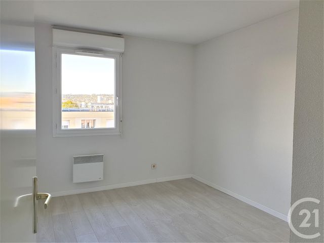 Appartement F3 à louer - 3 pièces - 63.0 m2 - ROUEN - 76 - HAUTE-NORMANDIE - Century 21 Harmony
