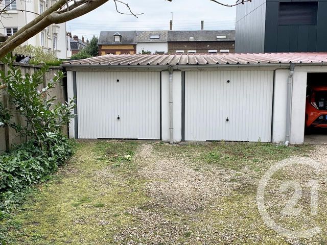 Parking à louer SOTTEVILLE LES ROUEN