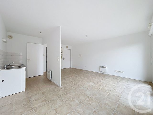 Appartement T2 à vendre - 2 pièces - 47.94 m2 - LE PETIT QUEVILLY - 76 - HAUTE-NORMANDIE - Century 21 Harmony