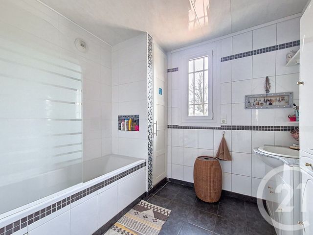 maison à vendre - 5 pièces - 114.0 m2 - LE GRAND QUEVILLY - 76 - HAUTE-NORMANDIE - Century 21 Harmony