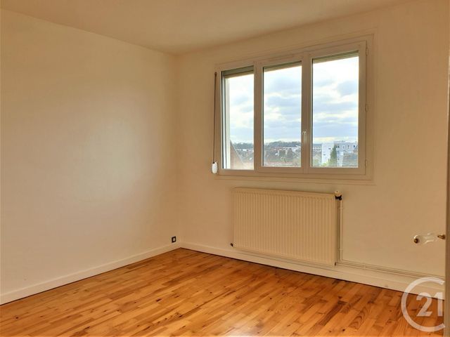 Appartement F3 à louer - 3 pièces - 67.97 m2 - SOTTEVILLE LES ROUEN - 76 - HAUTE-NORMANDIE - Century 21 Harmony