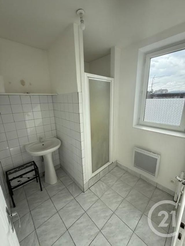Appartement F2 à louer - 2 pièces - 32.0 m2 - ROUEN - 76 - HAUTE-NORMANDIE - Century 21 Harmony