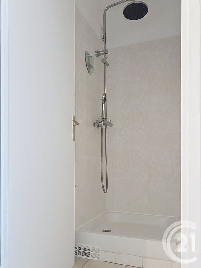 Appartement F4 à louer - 4 pièces - 92.12 m2 - ROUEN - 76 - HAUTE-NORMANDIE - Century 21 Harmony