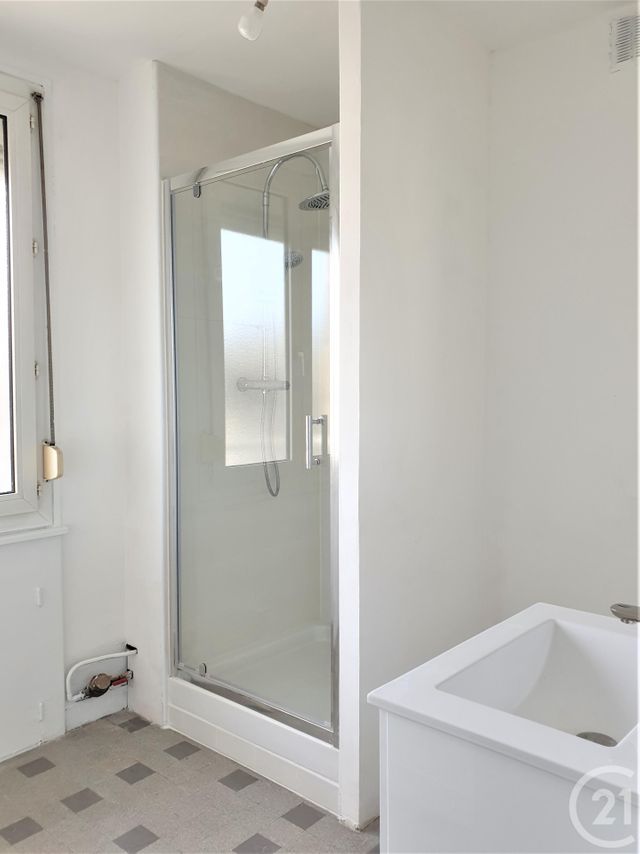 Appartement F2 à louer - 2 pièces - 49.0 m2 - ROUEN - 76 - HAUTE-NORMANDIE - Century 21 Harmony