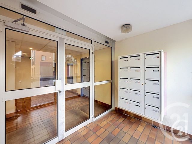 Appartement F2 à louer - 2 pièces - 46.0 m2 - ROUEN - 76 - HAUTE-NORMANDIE - Century 21 Harmony