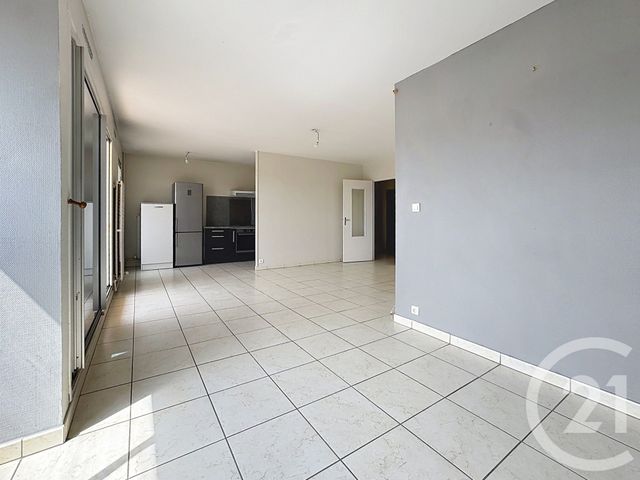 Appartement à vendre - 4 pièces - 73.74 m2 - LE PETIT QUEVILLY - 76 - HAUTE-NORMANDIE - Century 21 Harmony